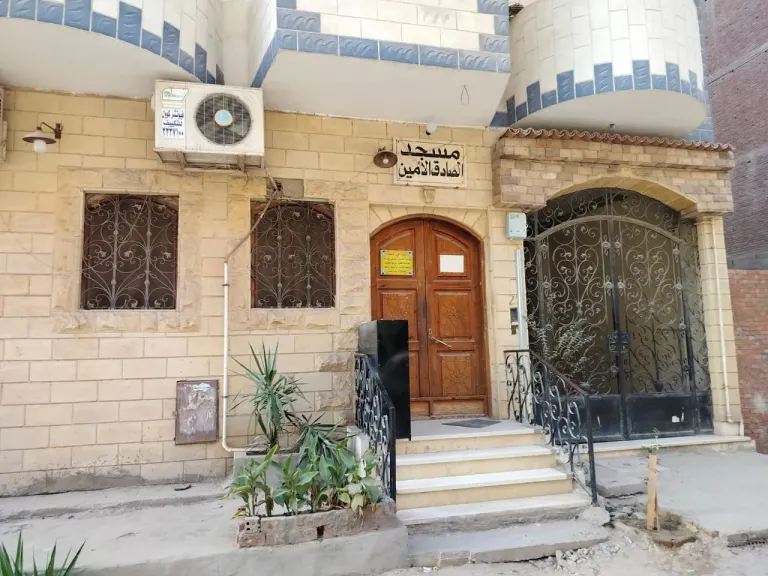 قطعت المياه عن المصليين .. أزمة بين متبرعة وإدارة مسجد في الإسماعيلية بسبب رجوعها عن الوقف ومحاولة استرداده