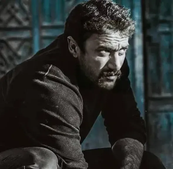 ” 30 فائز وجائزة 10 آلاف جنيه” أحمد العوضي يعلن عن إطلاق مسابقة جديدة لجمهوره ..فما هو السؤال ؟