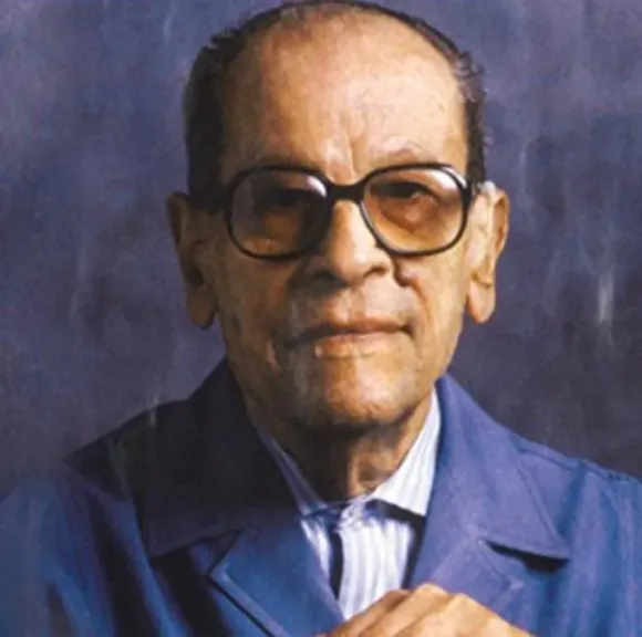 نجيب محفوظ.. أيقونة الأدب والسينما المصرية في ذكرى ميلاده