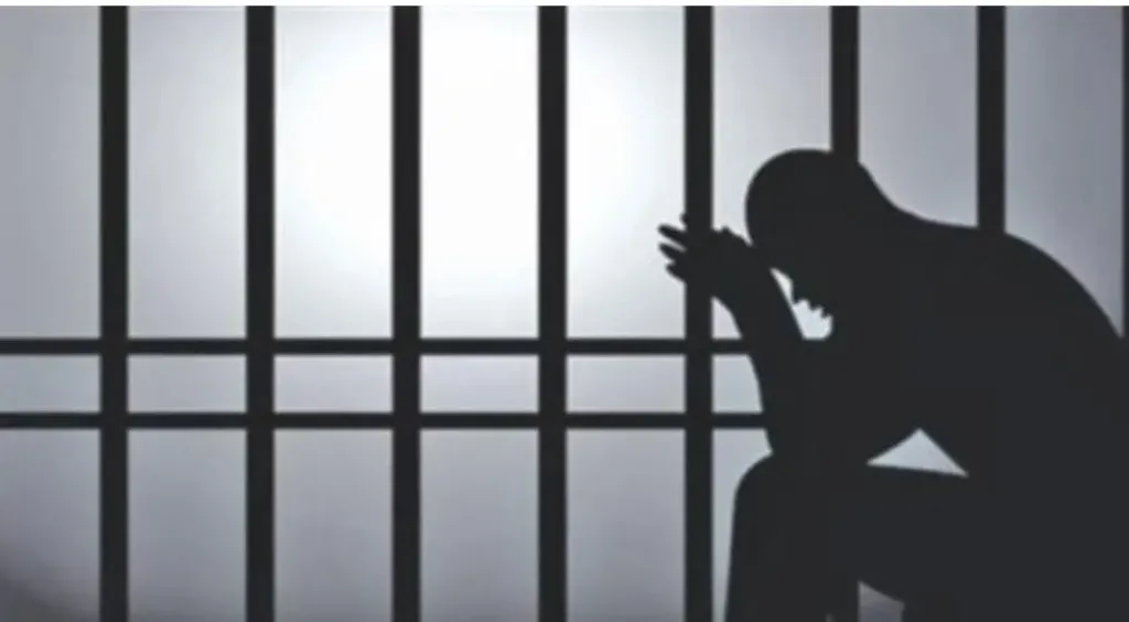 على ذمة التحقيقات.. تجديد حبس مدير معهد أزهري 15 يومًا بتهمة التحرش بتلميذة في قنا