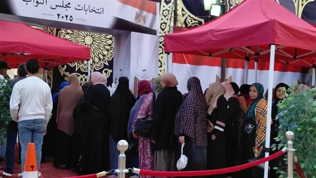 بعد إغلاق اللجان.. بدء عمليات فرز الأصوات في الدوائر الملغاة للمرحلة الأولى