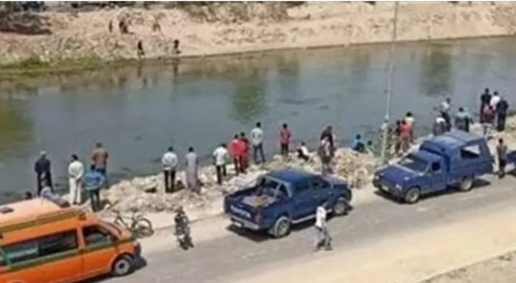 مصرع سبعيني إثر حادث انقلاب تروسيكل بجوار ترعة في قنا