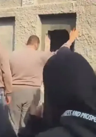 مساعد تربى مضطرب نفـسـيًا وراء الواقــعة.. كشـف لغــز فتح مقبـرة فتـاة بالسنبلاوين بعد ساعات من دفنها