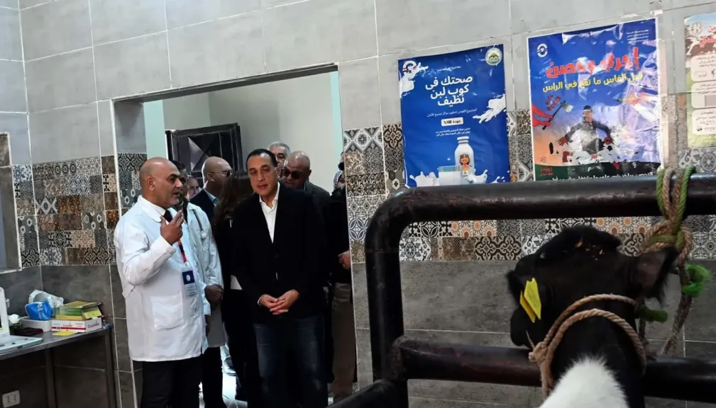 نقلة نوعية في الخدمات البيطرية.. رئيس الوزراء يتابع ”حياة كريمة” بنوى
