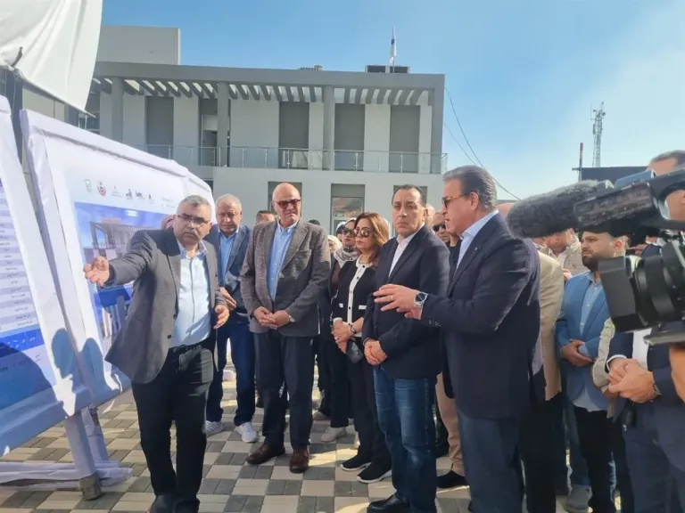 صرح طبي على وشك الإفتتاح.. رئيس الوزراء في جولة داخل مستشفى شبين القناطر