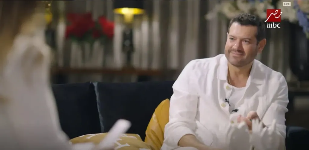 الغباء والاستهتار بيعصبوني ..   عمرو يوسف يفتح قلبه في ”عندك وقت مع عبلة”