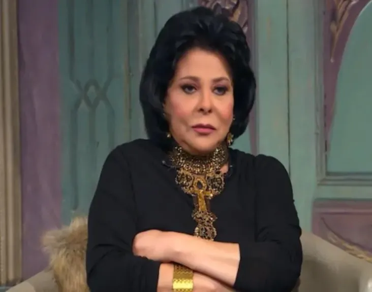 إسعاد يونس تنعي إيمان إمام شقيقة الزعيم وتصفها بحبيبة العمر