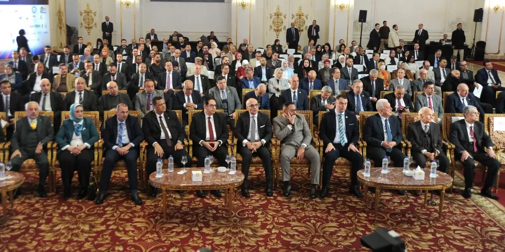 أشرف صبحي: تمكين الشباب في قطاع الطاقة ركيزة أساسية لبناء الاقتصاد الأخضر وتحقيق التنمية المستدامة