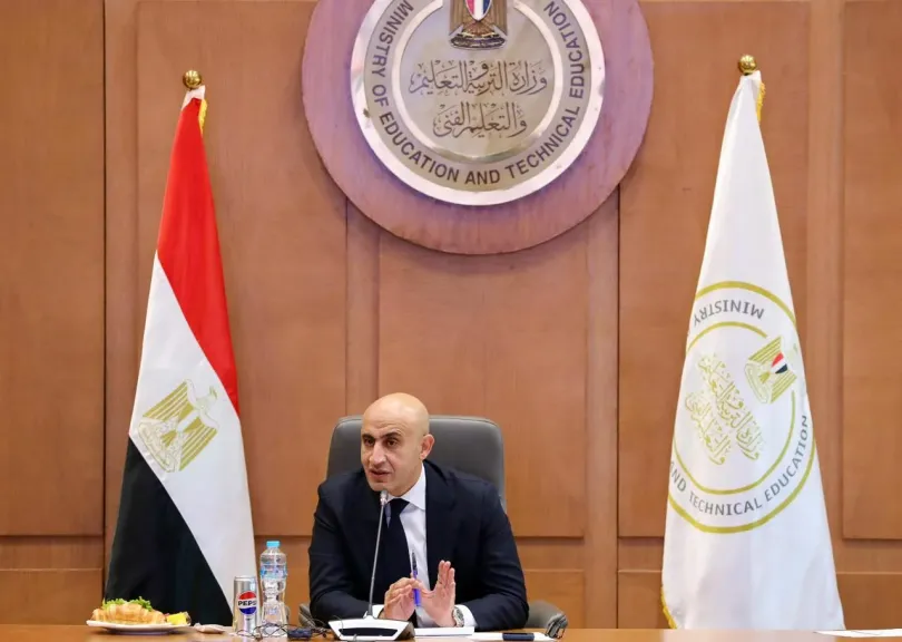 «عبداللطيف»: المناهج الدراسية شهدت أضخم تطوير في تاريخ الوزارة.. ونجحنا في ارتفاع معدلات الحضور بالمدارس إلى ٨٧٪؜