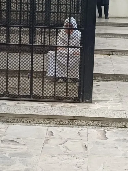 للمرافعة .. تأجيل محاكمة ربة منزل أنهت حياة طفلتيها في البانيو بأسيوط