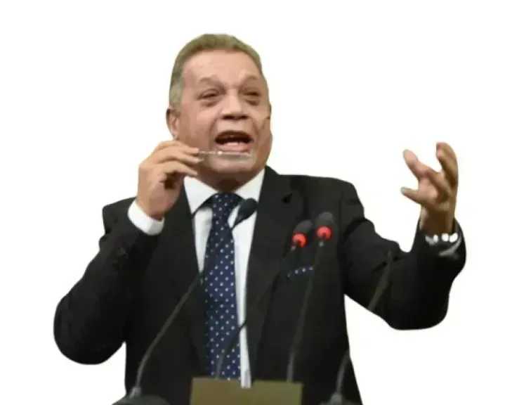 أسامة شرشر يكتب: حــــرب الارتجــــال ., هرمز وباب المندب رقبة العالم فى يد ترامب أو إيران