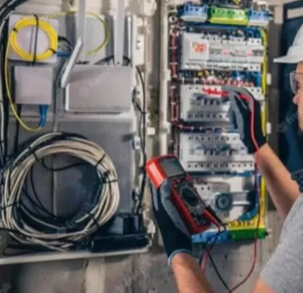 قطع التيار الكهربائي عن 21 قرية وملحقاتها في 7 مراكز بكفر الشيخ غدًا لأعمال الصيانة