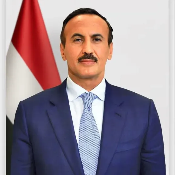 نائب رئيس المؤتمر الشعبي اليمني يدعو المجلس الرئاسي والقوى السياسية لتجاوز الخلافات وتوحيد الصف الوطني