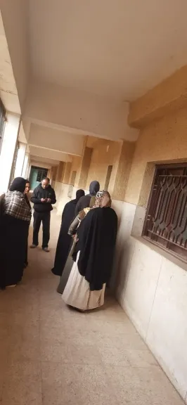 إقبال مبكر وانتظام كامل بلجنة معهد كوم اشفين في إعادة انتخابات النواب 2025 بالقليوبية