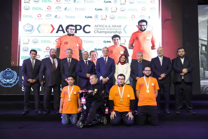فريق ”IFANYE” من الأكاديمية العربية يحصد ذهبية بطولة البرمجيات العربية الأفريقية