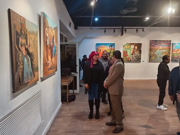 افتتاح معرض «ملتقى مراسم أبنوب للرسم والتصوير» بقاعة آدم حنين بالهناجر