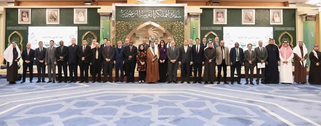 السفير الحصيني : شراكة مؤسسية وتعاون دبلوماسي بين السعودية ومصر في خدمة اللغة العربية