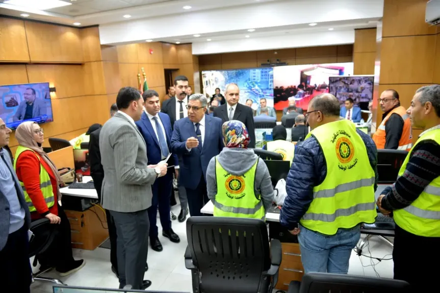 محافظ الدقهلية يتابع لليوم الثاني على التوالي انتظام العمل باللجان الانتخابية في جولة الإعادة