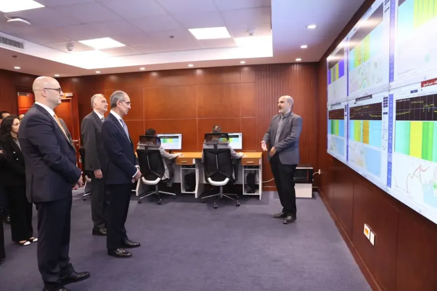 وزير الاتصالات يفتتح مقر مركز مراقبة الطيف الترددي التابع للجهاز القومي لتنظيم الاتصالات بمحافظة الجيزة