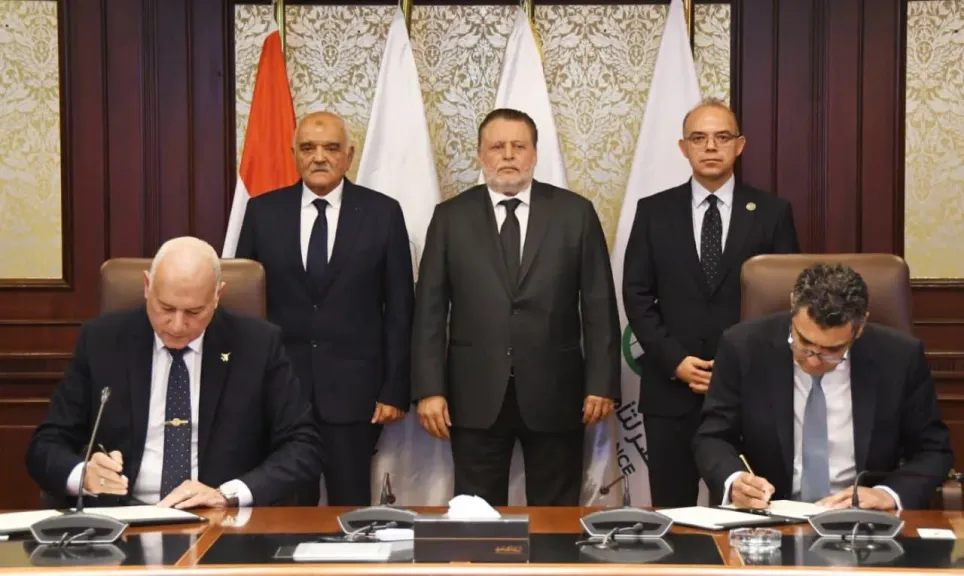 محافظ البنك المركزي يشهد توقيع شراكة لإطلاق مبادرة ”مصر معاكم” لرعاية أبناء الشهداء القُصّر