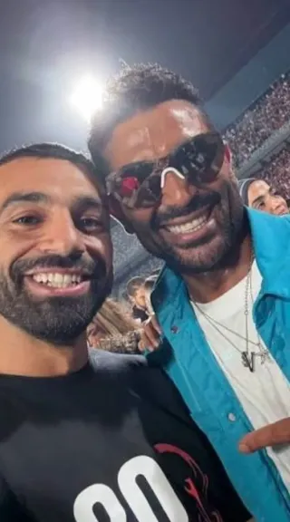 أحمد سعد يهدي محمد صلاح أغنية دعم وتشجيع : حبك محفور في قلبنا