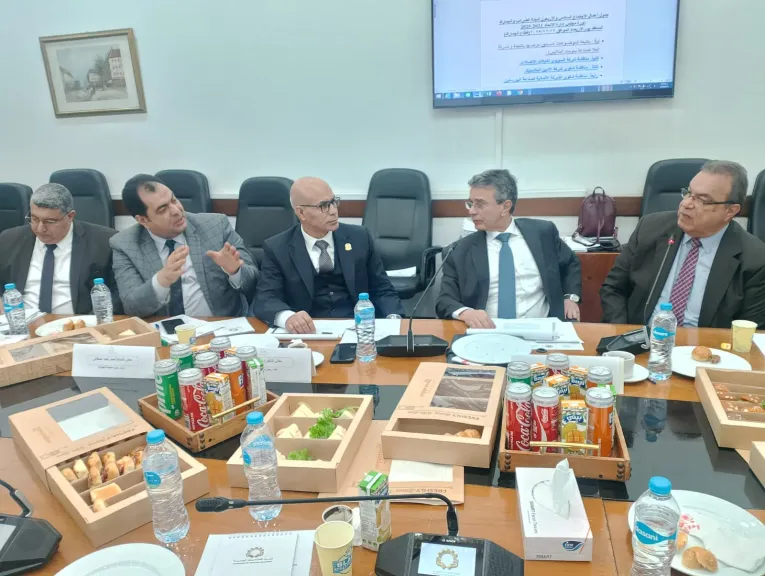 «لجنة الضرائب والجمارك» باتحاد الصناعات تناقش مشكلات الصناع بحضور قيادات حكومية