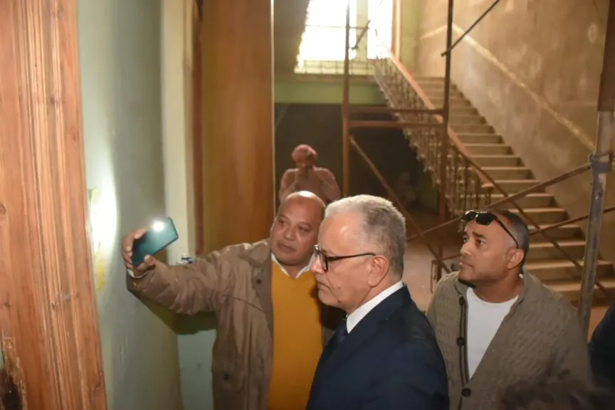 رئيس قطاع الفنون التشكيلية يتفقد تطوير متحف بيت الأمة تمهيدًا لعودته إلى زواره بروح منزل سعد زغلول