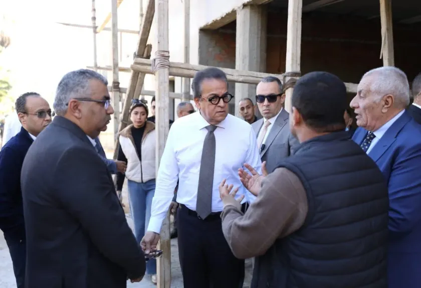 عاجل.. توجيهات عاجلة برفع كفاءة مستشفى الخانكة وتحويله لمدينة طبية متكاملة