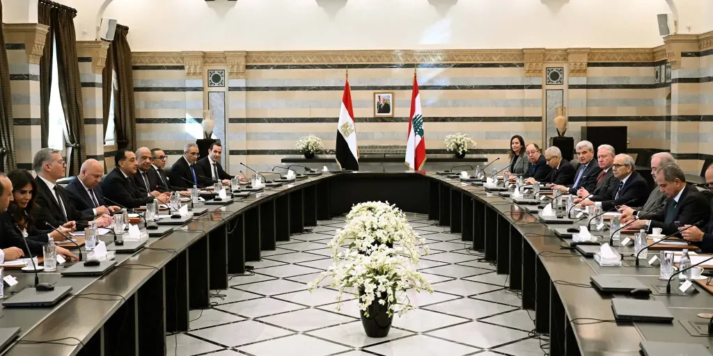 مدبولي وبدوي يبحثان مع الجانب اللبناني تعزيز التعاون في مجالات البترول والغاز الطبيعي