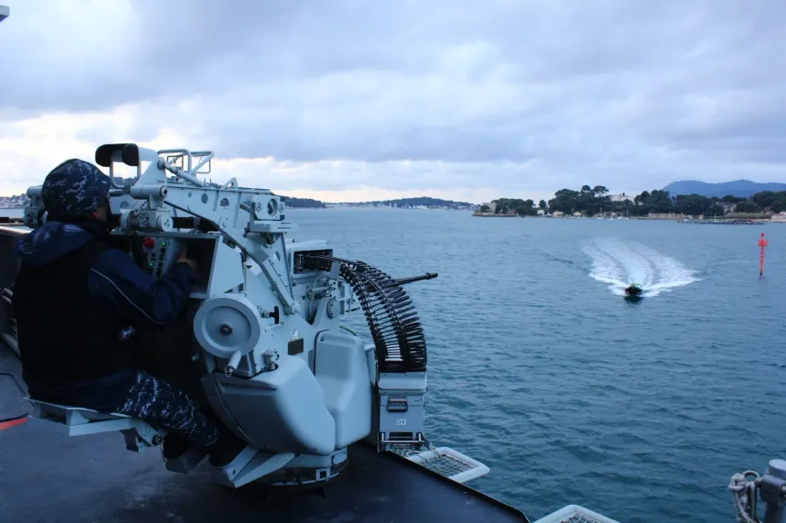 رماية بالذخيرة الحية ومهاجمة أهداف ساحلية في ختام فعاليات التدريب البحرى كليوباترا 2025