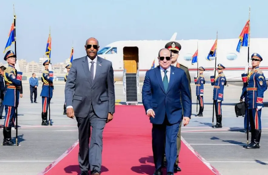 القاهرة تسير اضخم قافلة طبية الي السودان