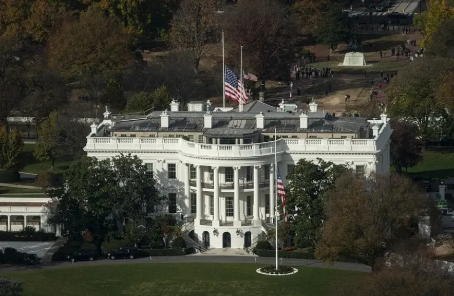 نيويورك بوست : إدارة ترامب تستدعي 48 سفيرا لإدارة بايدن في الخارج