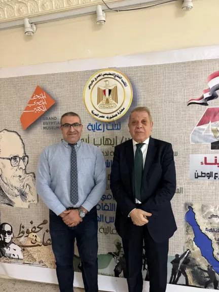 المستشار الثقافي المصري  بالرياض يستجيب لطلب شرشر لحل مشكلة طفلة فلسطينية من أبناء غزة