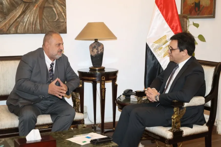 وزير الثقافة يبحث مع خالد الصاوي إنشاء مركز دولي لتدريب فنون المسرح واستعادة الريادة المصرية