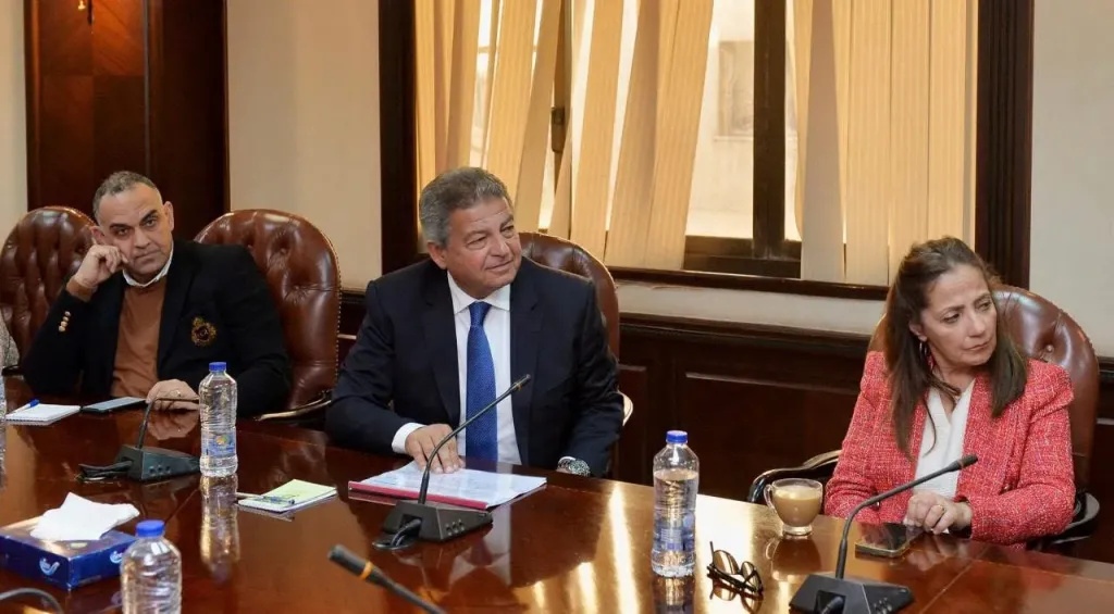 رئيس ”الأعلى للإعلام” يشارك في مناقشة التوصيات النهائية للجنة تطوير الصحافة الورقية والرقمية