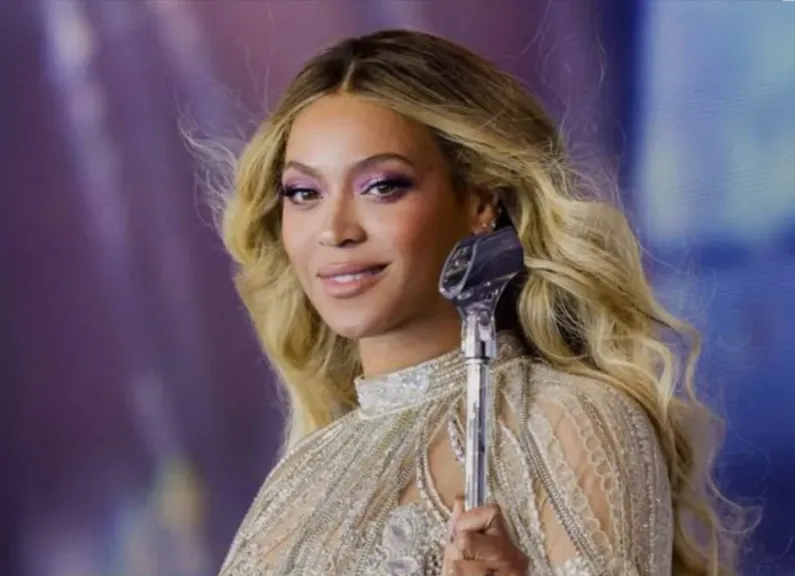 ”بيونسيه” تكشف أسرار كفاحها فى بدايات الغناء وتستعرض رحلتها الفنية.. اعرف القصه