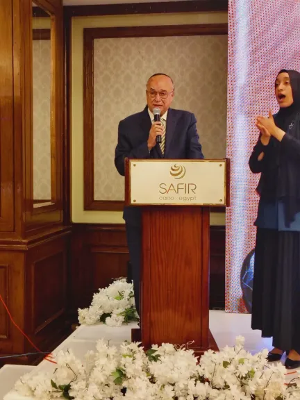 السفير محمود كارم: تمكين ذوي الإعاقة حق أصيل وجوهر بناء الجمهورية الجديدة