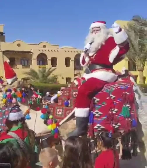 بابا نويل البلجيكي يصل الغردقة للاحتفال بالكريسماس مع السائحين