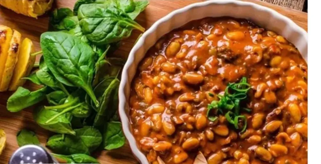 أكلوا فول وجبنة.. تفاصيل إصابة 6 صغار بتلبك معوي داخل منزلهم في قنا