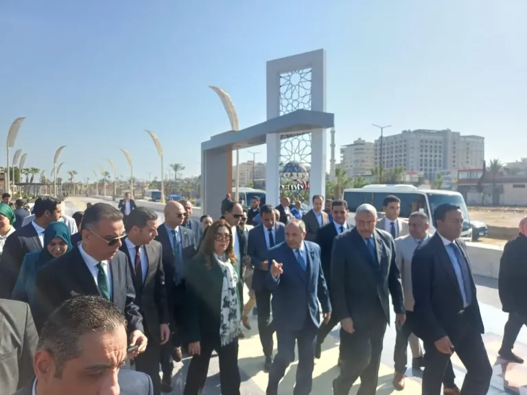 وزيرة التنمية المحلية تتفقد مشروعات التطوير الحضاري ببورسعيد وتؤكد: هدفنا الارتقاء بالخدمات المقدمة للمواطنين