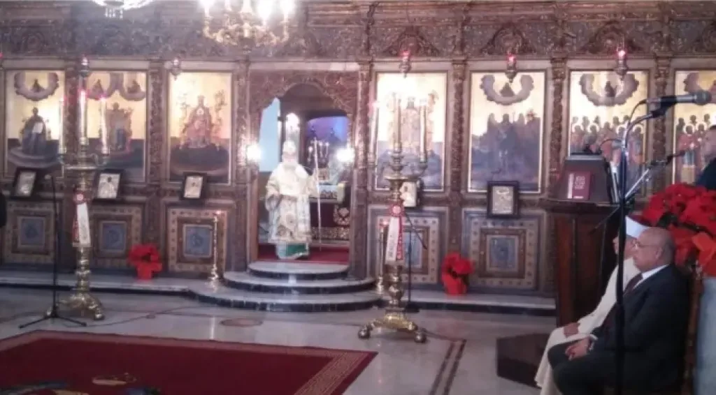 بطريرك الروم الأرثوذكس يترأس صلوات عيد الميلاد المجيد