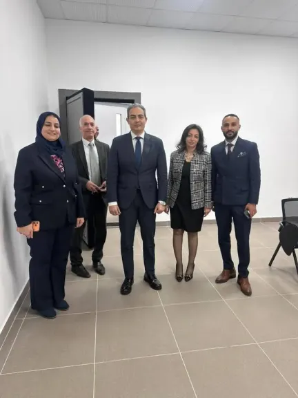 بدعوة رسمية ..نقيب الإعلاميين في زيارة للجامعات الأوروبية في مصر بالعاصمة الإدارية