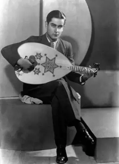 في ذكرى رحيل ملك العود ” فريد الأطرش”  نسج أغانية بكلمات كبار الشعراء.. وألحانه زينت أصوات الكثيرين