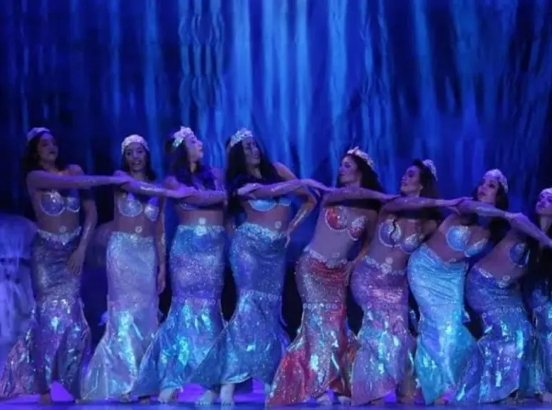 فرقة الرقص الحديث تقدم ”سيرينا” على مسرح الجمهورية