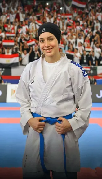 نجمة منتخب مصر ولاعبة نادي جامعة المنصورة، منة محمد السيد، ضمن المشاركات في بطولة الدوري العالمي للكاراتيه (Series A) المقامة حاليًا بدولة جورجيا