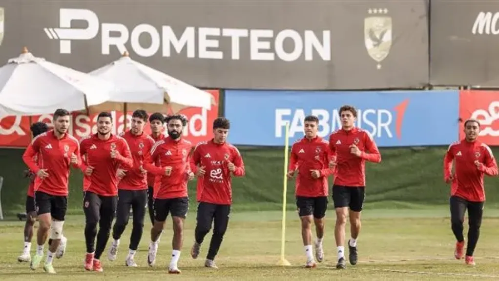 محمد شريف يقود هجوم الأهلي أمام المصرية للاتصالات