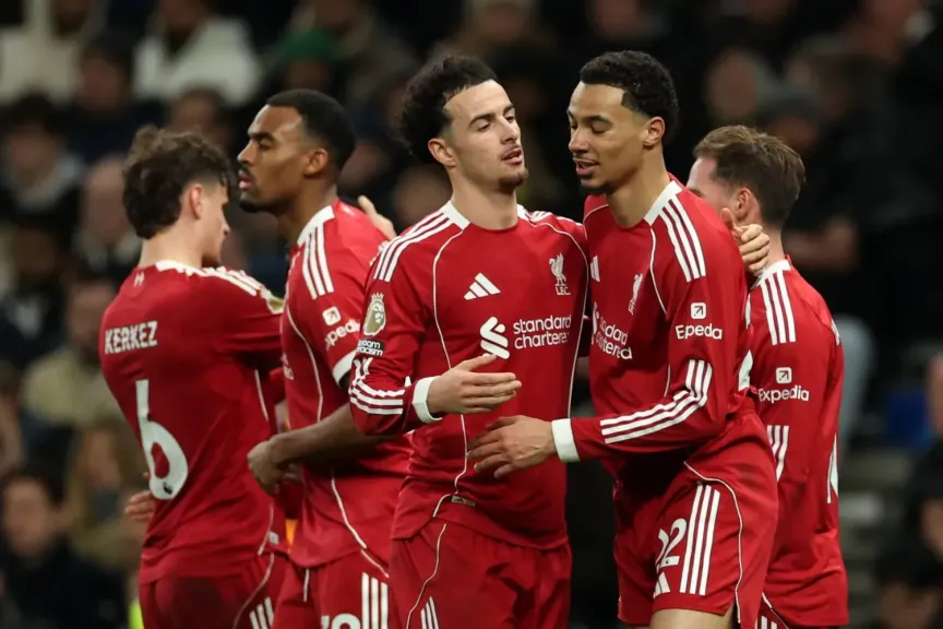 ليفربول يعلن تشكيله الرسمي لمواجهة وولفرهامبتون بالدوري الإنجليزي