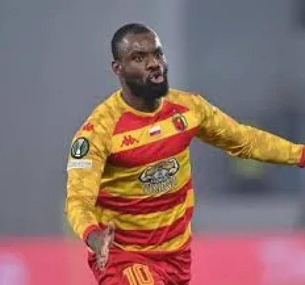 إفيميكو بولولو