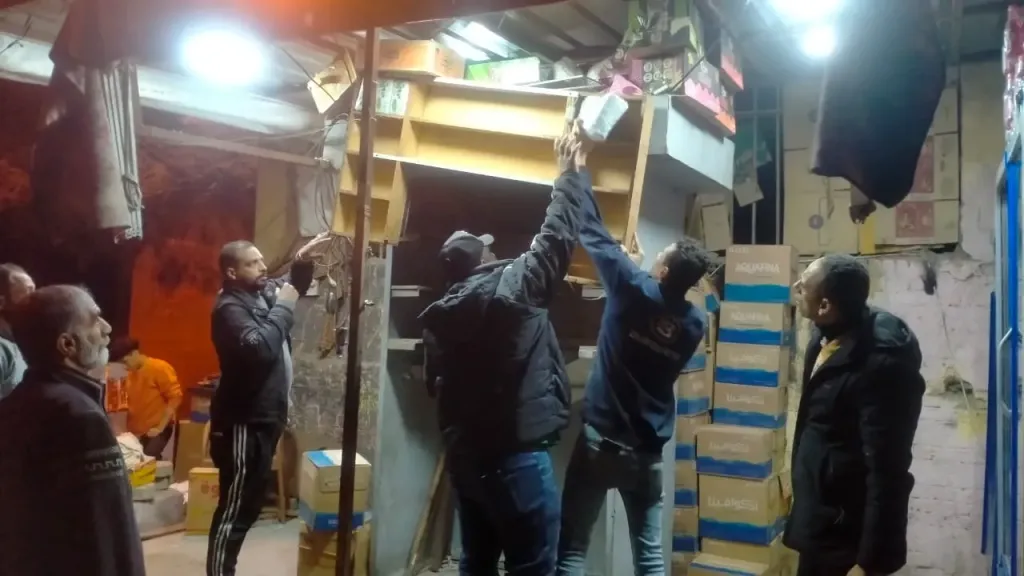 قرار عاجل من محافظة القاهرة بشأن أكشاك الشوارع