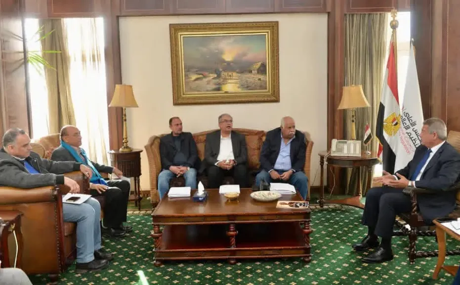 رئيس ”الأعلى للإعلام” يشارك في صياغة التوصيات النهائية للجنة الرئيسية لتطوير الإعلام